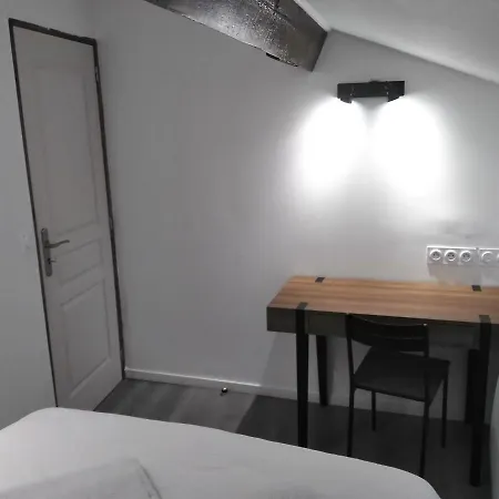 Detente - Et Poutres Apparentes Apartment