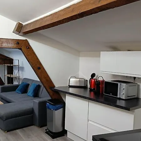 Detente - Et Poutres Apparentes * Beziers